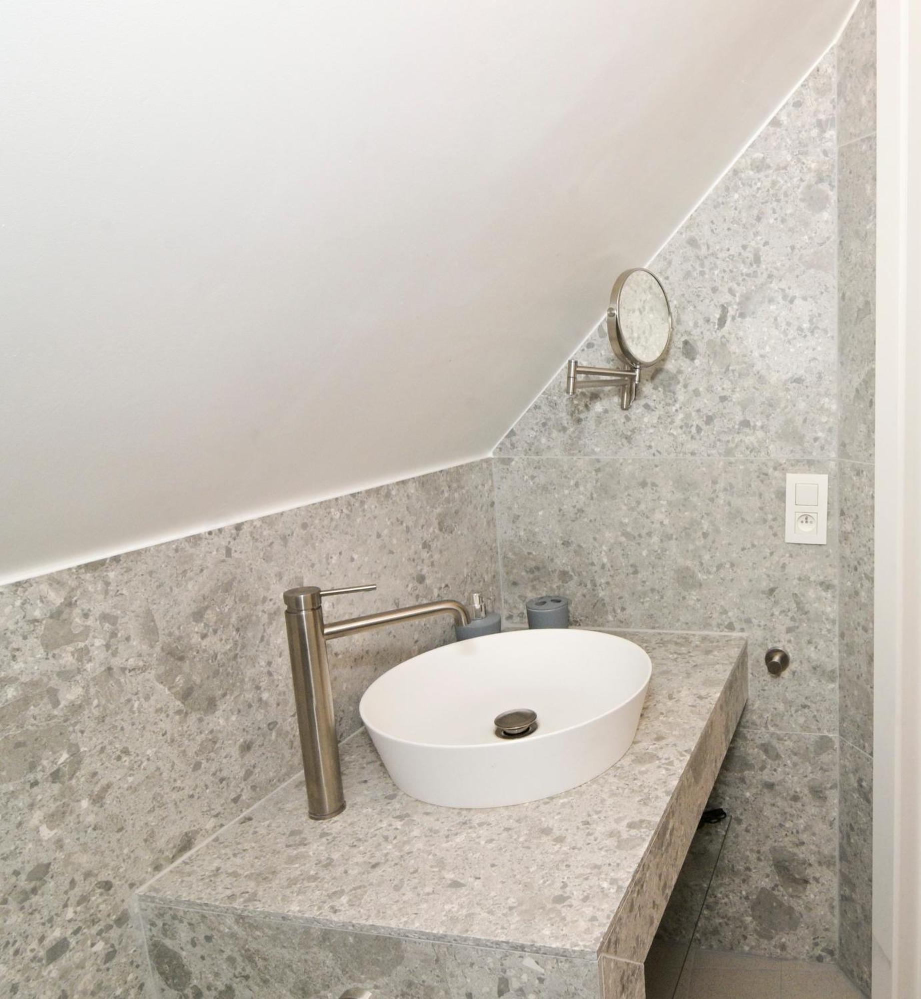 Family Duplex Getaway - Perfectly Positioned For City Adventures Bruxelas Exterior foto